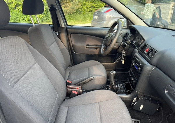 Skoda Octavia cena 14900 przebieg: 230000, rok produkcji 2009 z Śrem małe 742